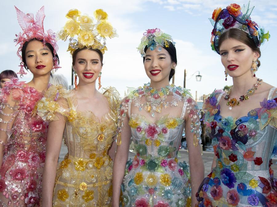 Abiti simili clearance dolce e gabbana